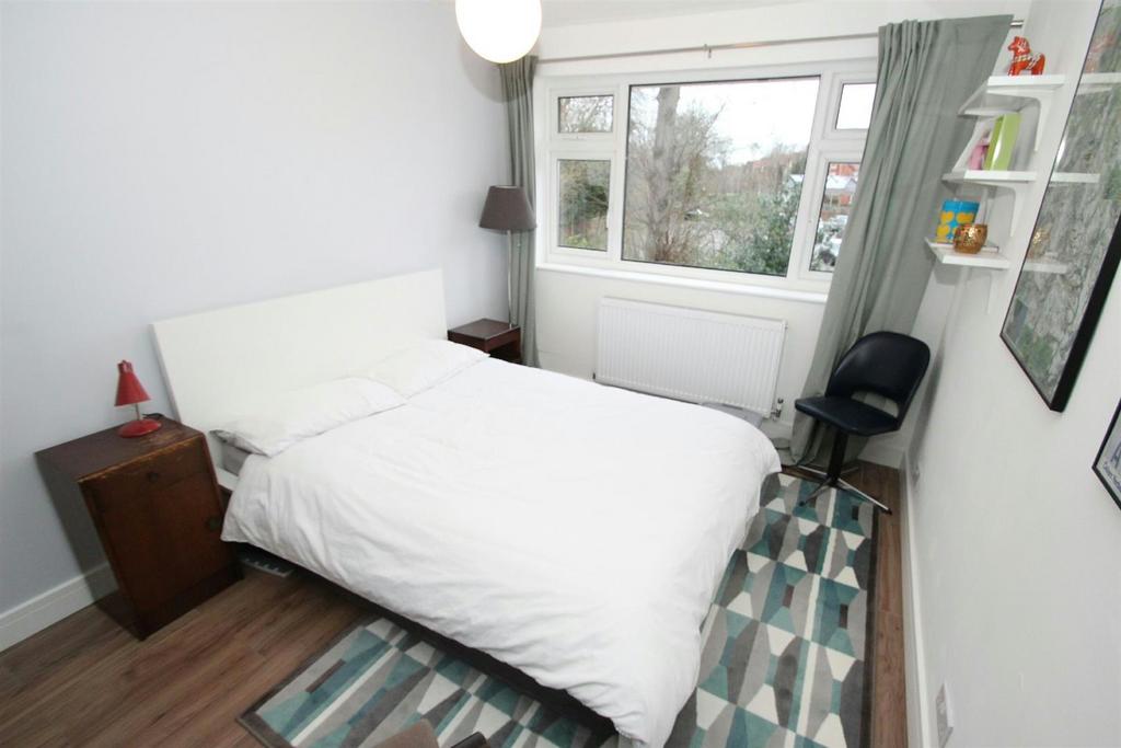 Bedroom 1 Aspect 2