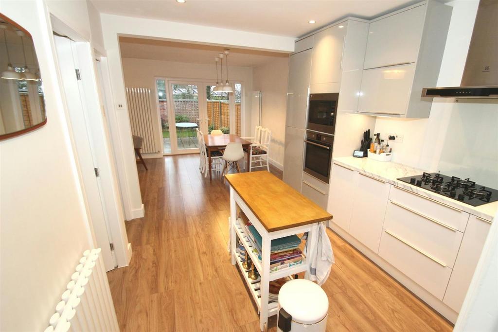 Breakfast Kitchen Aspect 2