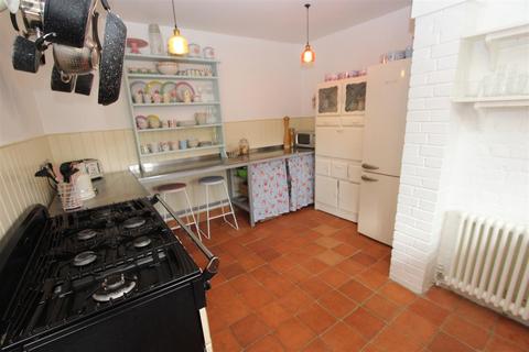 4 bedroom cottage for sale, Munsgore Lane, Borden, Sittingbourne