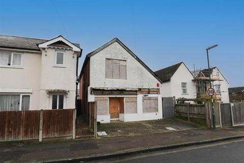 3 bedroom house for sale - Adelaide Road, Chichester