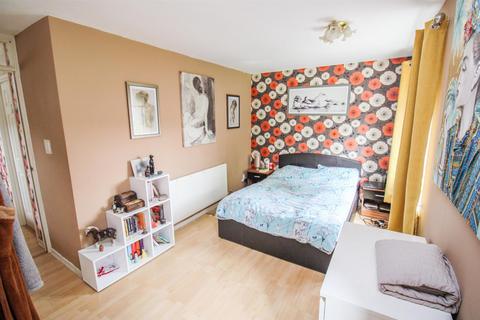 34 Breedon Close, Corby, NN18 9PF