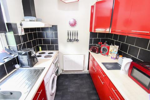 1 bedroom flat for sale, Tollgate Place, Corby NN18