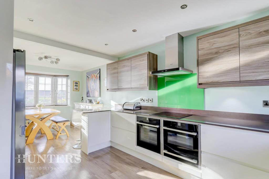 Dining kitchen
