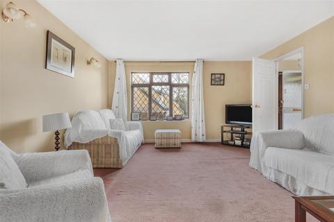 4 bedroom detached house for sale, Millers Grove, Calcot, Reading