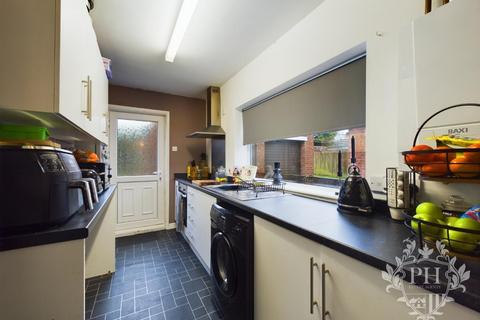 3 bedroom semi-detached house for sale - Kinloch Road, Middlesbrough