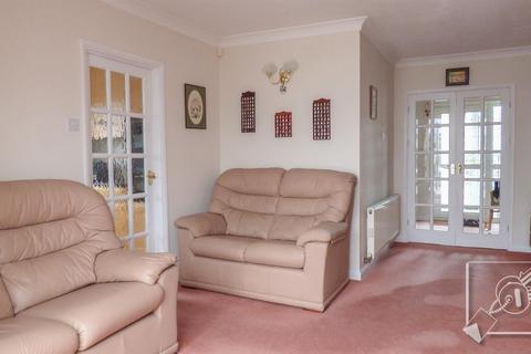 11 Nursery Road, Meopham, Gravesend, DA13 0NE