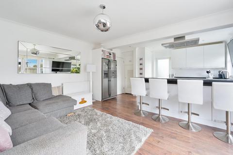 1 Belfield Road, Epsom, KT19 9TF