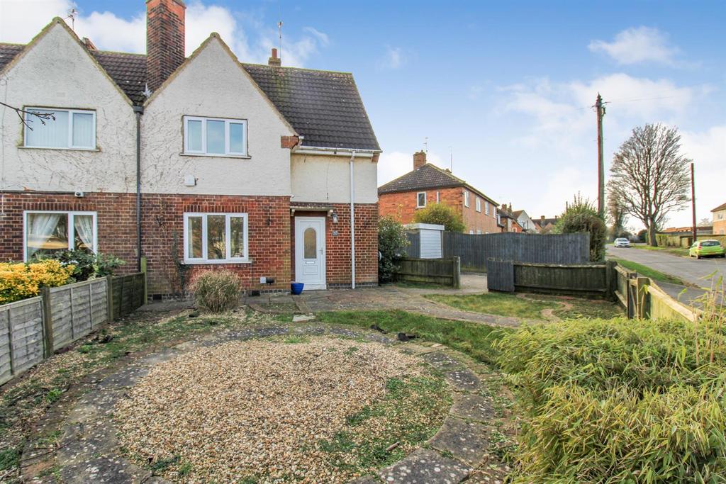 Kelvin Grove, Corby NN17 3 bed semidetached house for sale £209,950