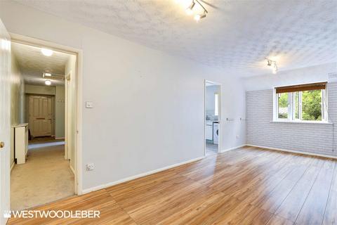 2 bedroom flat for sale - St Cross Court, Upper Marsh Lane, Hoddesdon EN11