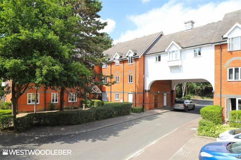 2 bedroom flat for sale, St Cross Court, Upper Marsh Lane, Hoddesdon EN11