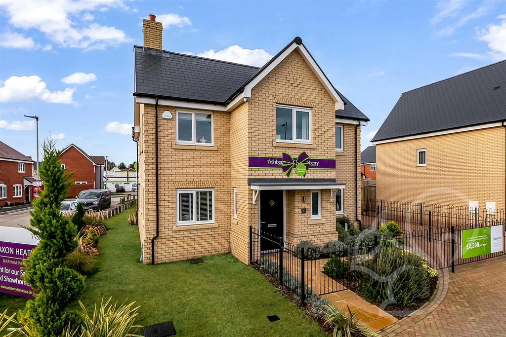 Marham Park IP32 4 bed detached house for sale £494,995