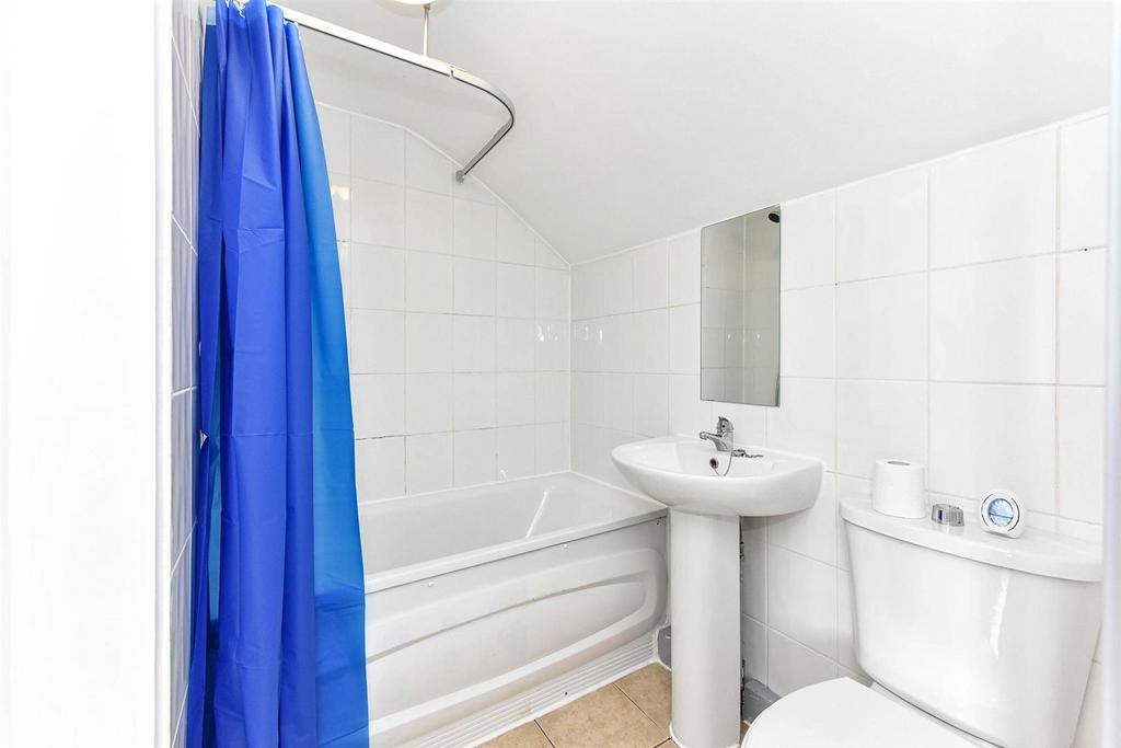 Bathroom.jpg