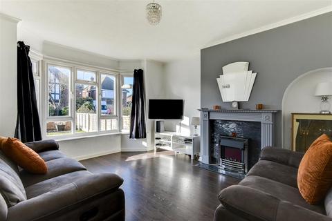 3 bedroom semi-detached house for sale - Raleigh Crescent, Worthing
