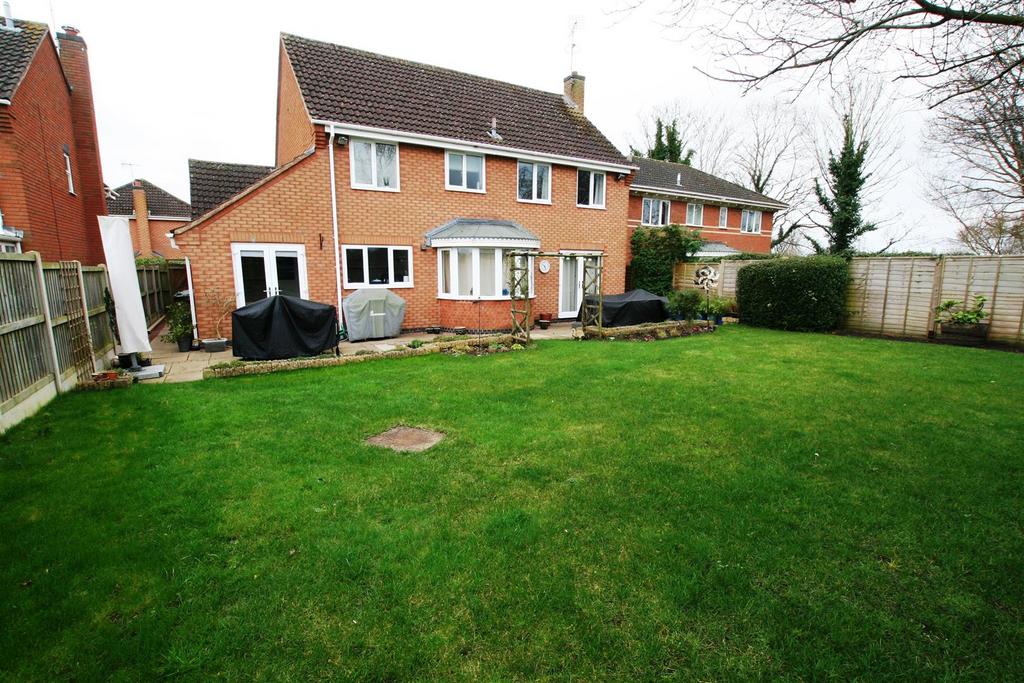 Gibbsclose,7garden2.JPG