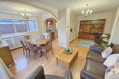 24 Dalkeith Road, Sutton Coldfield, B73 6PW