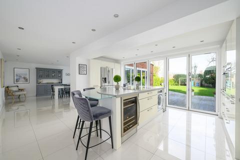 5 bedroom detached house for sale, Greyfriars, Hutton, Brentwood, CM13