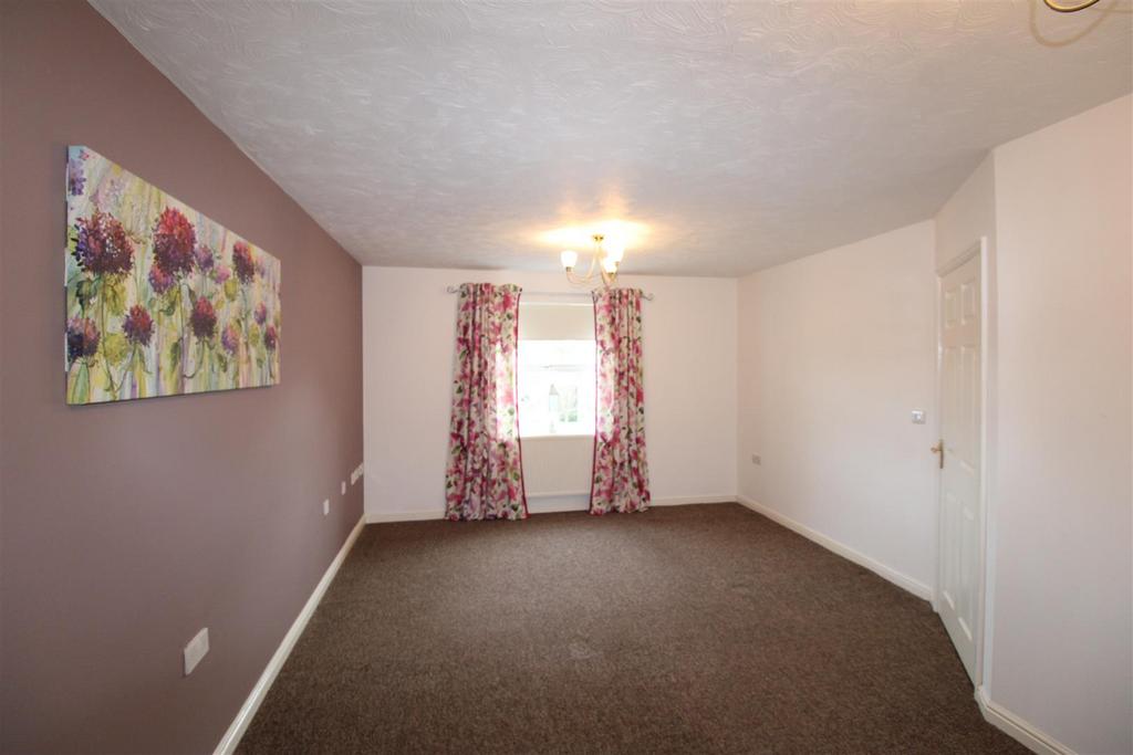 Nursery Gardens, Fenham, Newcastle Upon Tyne 2 bed apartment for sale