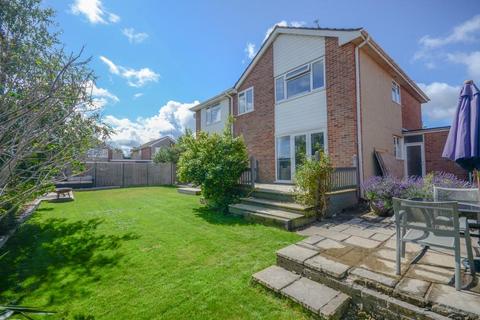 92 Sutherland Avenue, Bristol, BS16 6QN