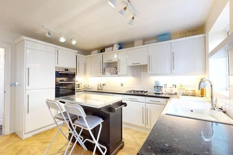 49 Swallow Drive, Pool In Wharfedale, Otley, LS21 1RS