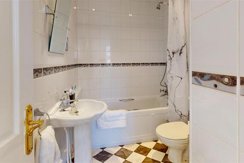 49 Swallow Drive, Pool In Wharfedale, Otley, LS21 1RS