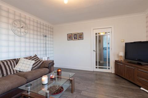 21 Glenshee Crescent, Perth, PH2 0AL