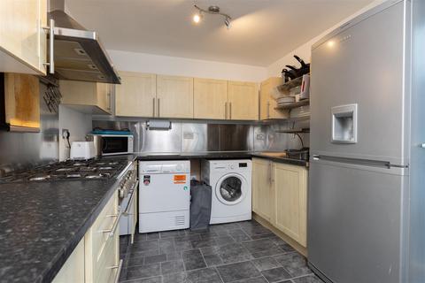 21 Glenshee Crescent, Perth, PH2 0AL