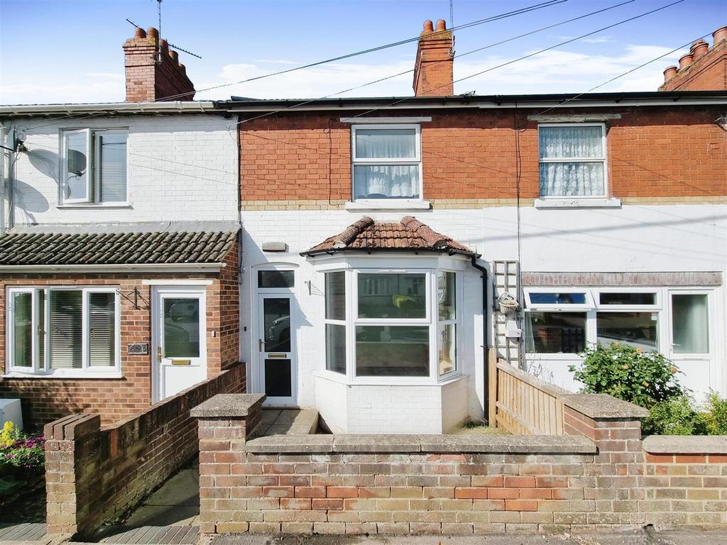Rushden Road, Wymington NN10 3 bed terraced house for sale £165,000