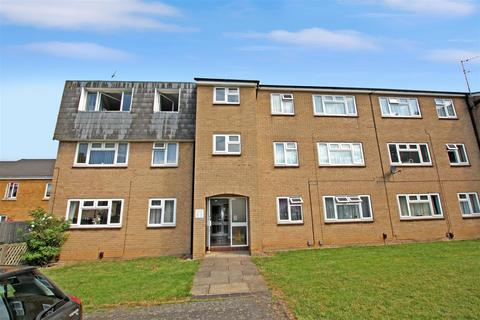 22 Birch Road, Rushden, NN10 0JR