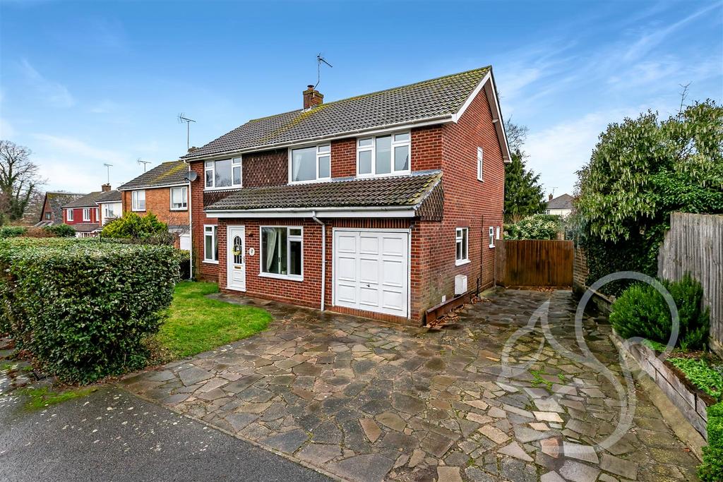Beverley Avenue, Colchester CO5 4 bed detached house for sale £469,995