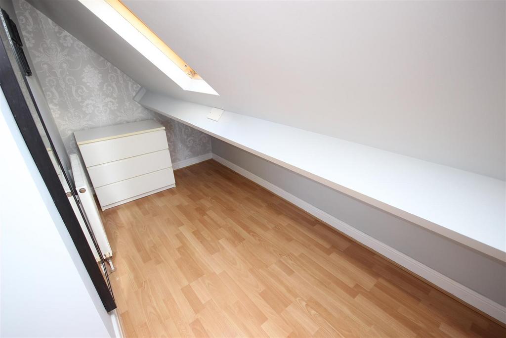Bedroom three   recess