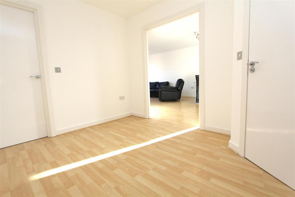 Entrance Hallway.JPG
