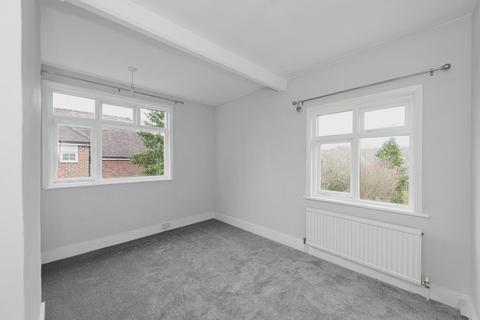 54 Links Road, Ashtead, KT21 2HW