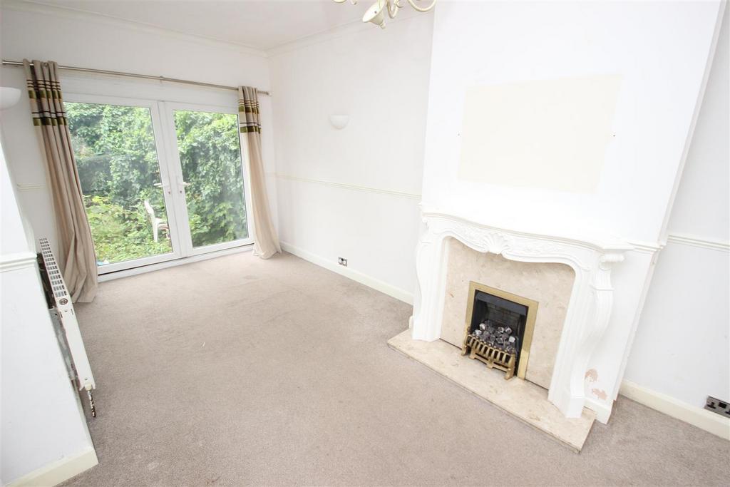 Glyn Farm Road, Quinton B32 3 bed semidetached house for sale £215,000