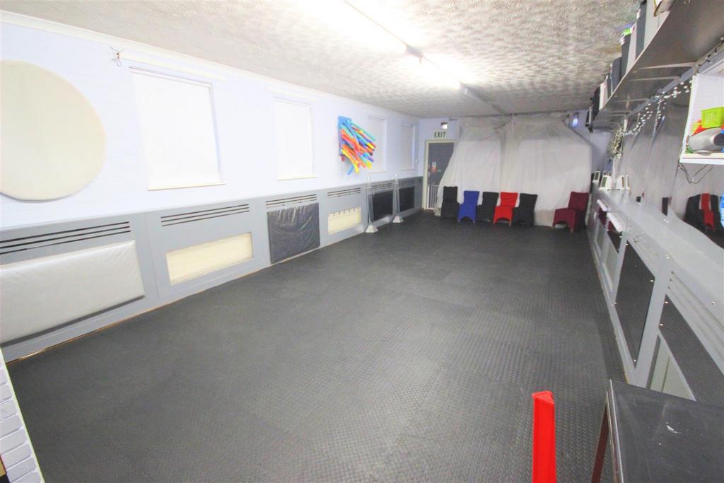 Hagley Road, Halesowen B63 Property for sale £250,000