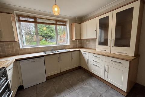 10 Ambergate Drive, Birstall, Leicester, LE4 3GA