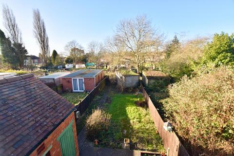 31 Guphill Avenue, Coventry, CV5 8BA