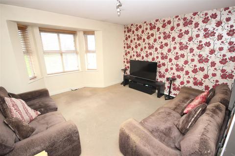 2 bedroom apartment for sale, Crownoakes Drive, Stourbridge DY8