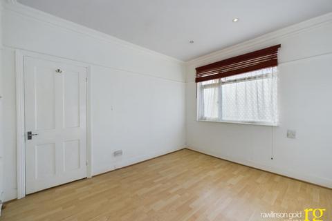 6a Rosslyn Crescent, Harrow, HA1 2RZ