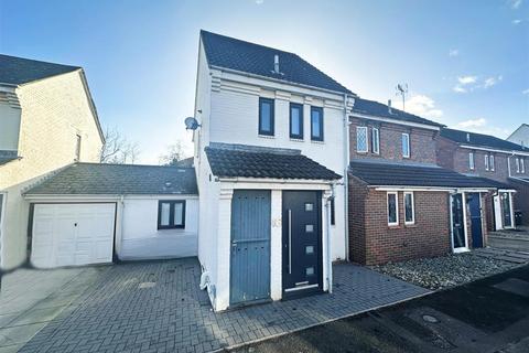 16 William Smith Close, Woolstone, Milton Keynes, MK15 0AW