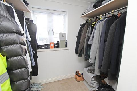 16 William Smith Close, Woolstone, Milton Keynes, MK15 0AW