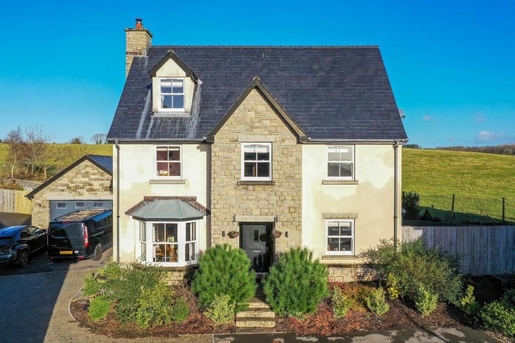 Maes Glyndwr, Coity, Bridgend County borough, CF35 6JX 5 bed detached