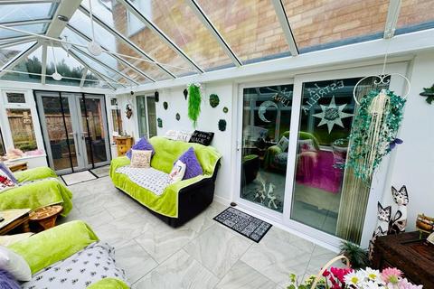 4 bedroom detached house for sale, Buckfast Close, Belmont, Hereford