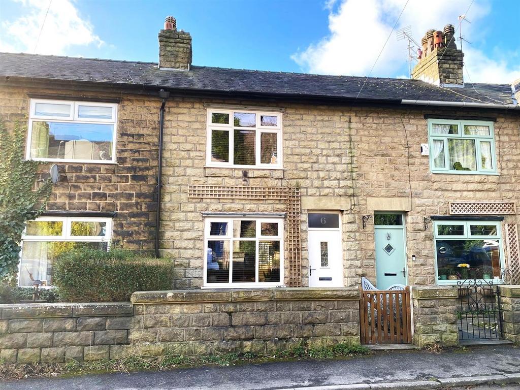 Thorn Bank, Carrbrook, Stalybridge SK15 2 bed terraced house for sale