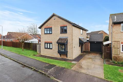 4 bedroom detached house for sale, Bromley Road, Seaford