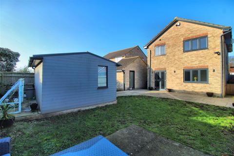 4 bedroom detached house for sale, Bromley Road, Seaford