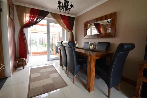 21 Highfield Drive, Portishead, Bristol, BS20 8JG