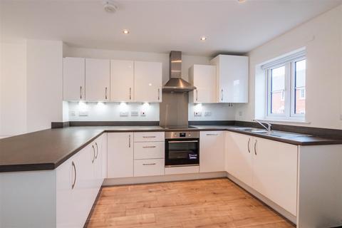 3 bedroom semi-detached house to rent - Butterworth Road, Sutton In Ashfield