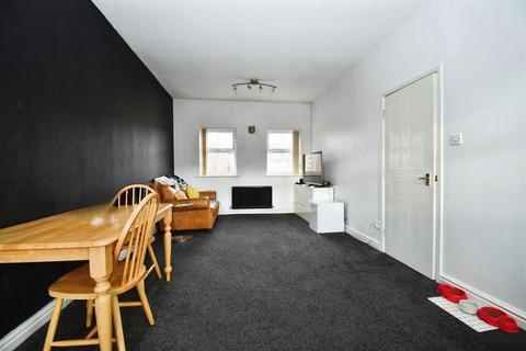 2 bedroom apartment for sale, Plimsoll Way, Hull