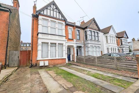 35a Ceylon Road, Westcliff-on-sea, SS0 7HS