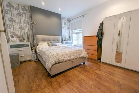 35a Ceylon Road, Westcliff-on-sea, SS0 7HS